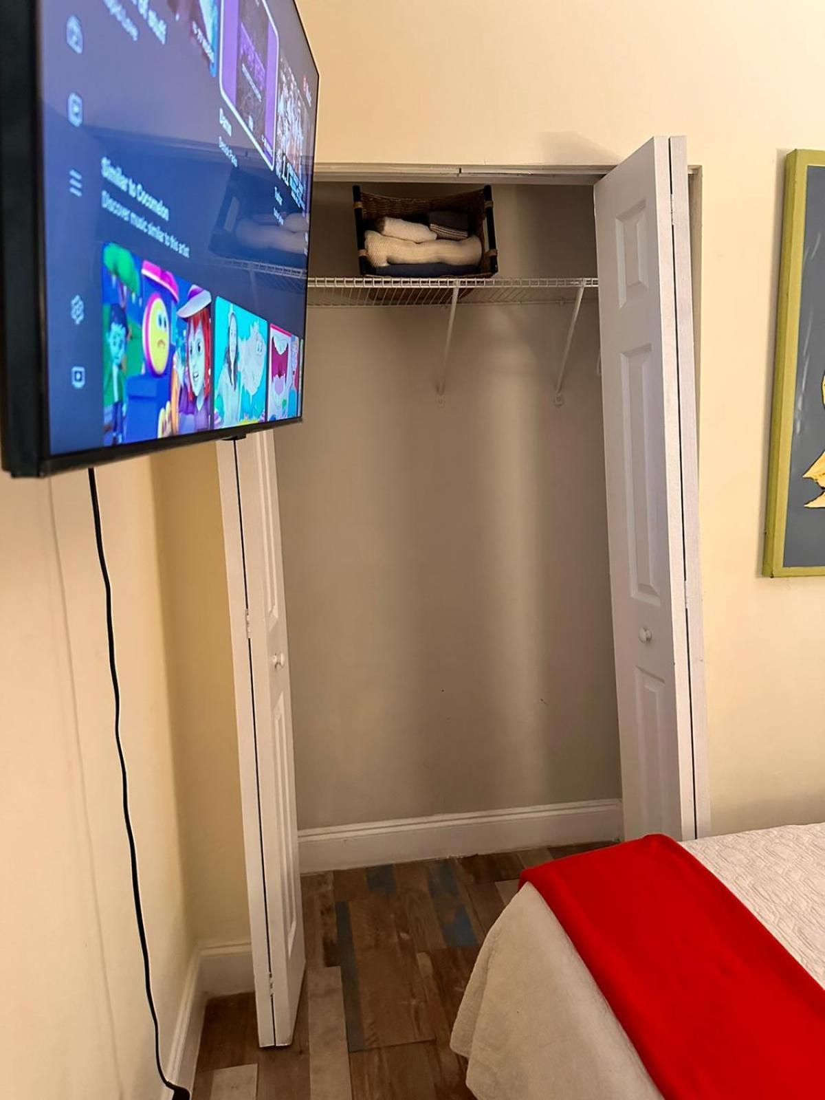 Private Rooms At Miami Centrally Located With Free Parking Ngoại thất bức ảnh