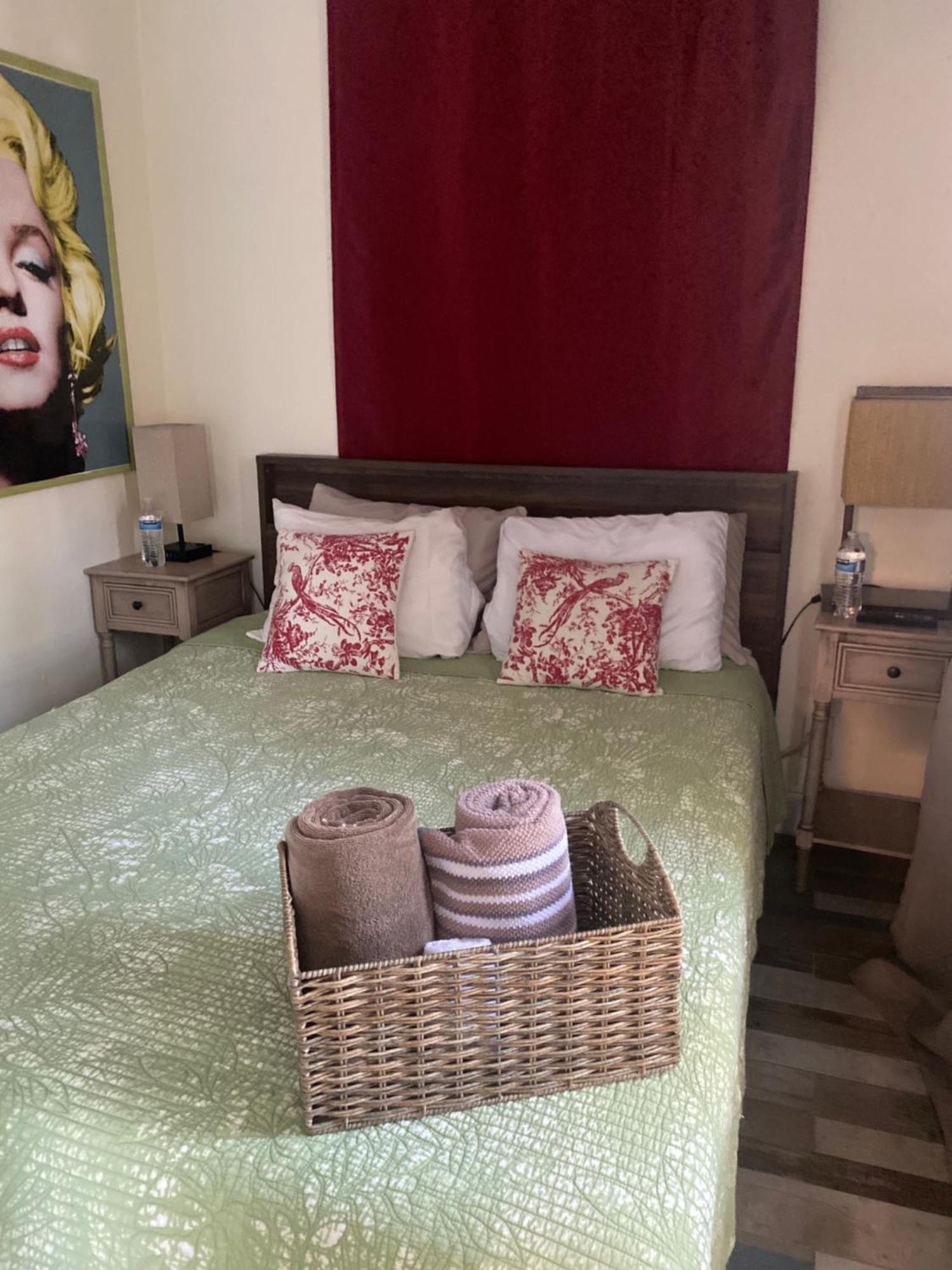 Private Rooms At Miami Centrally Located With Free Parking Ngoại thất bức ảnh