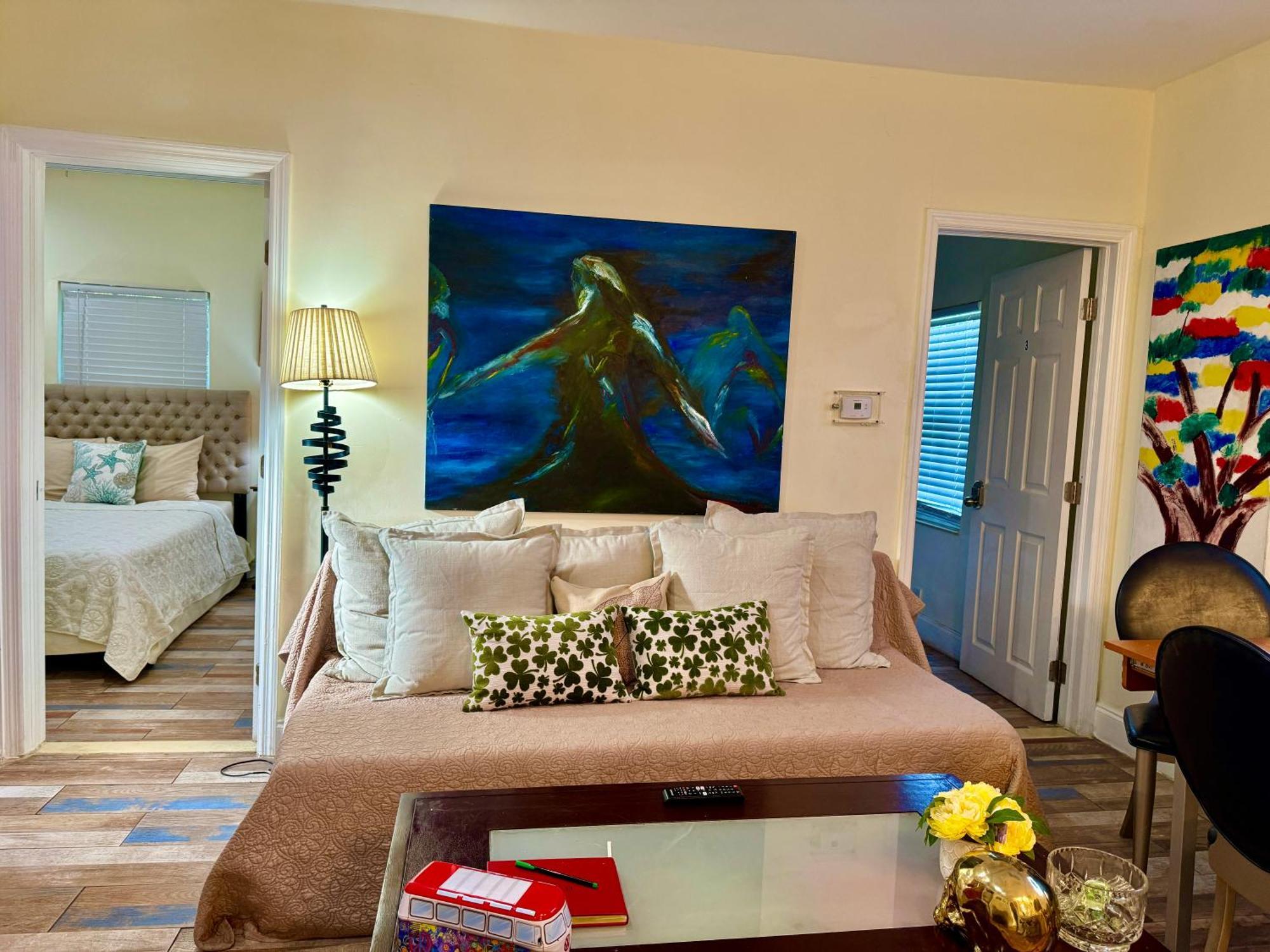 Private Rooms At Miami Centrally Located With Free Parking Ngoại thất bức ảnh